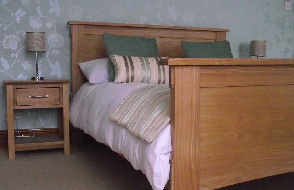 Bed & Breakfast Red Lion House 4*