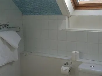 Calder House Bed and breakfast
