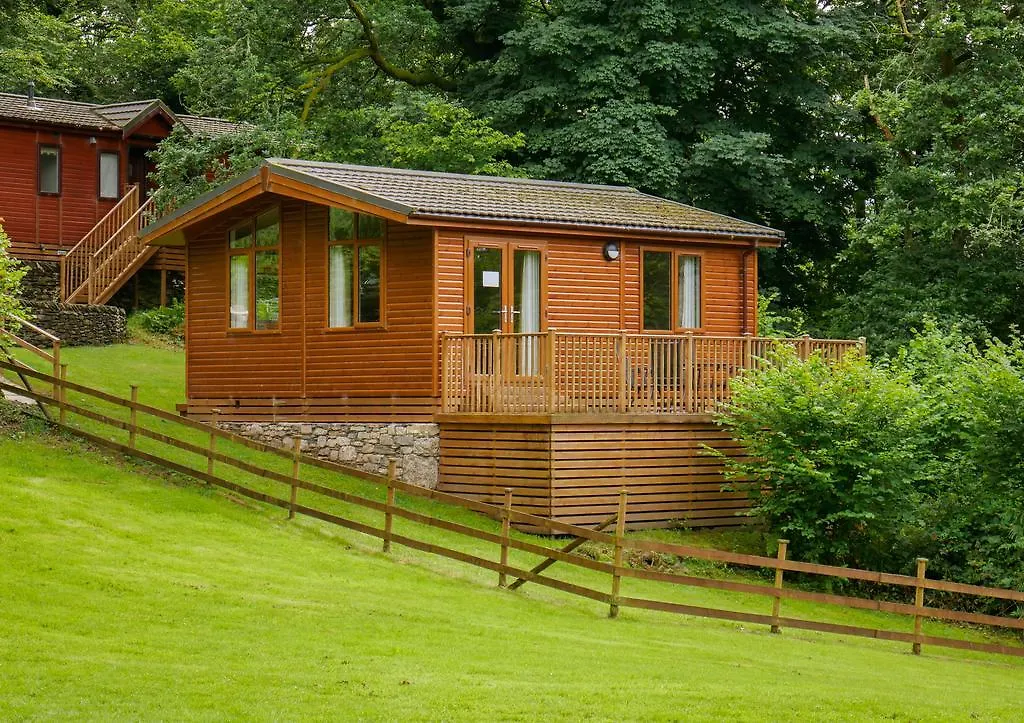 Кемпинг Hill Of Oaks 5*