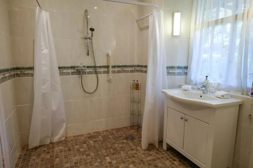 The Willowsmere (adults Only) Pensionat