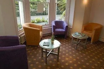 Lakes Hotel 3*
