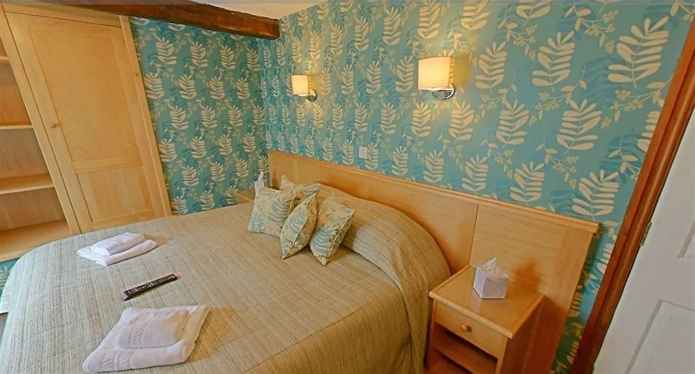 The Sun Boutique And Lounge Мини-отель Хоуксхед