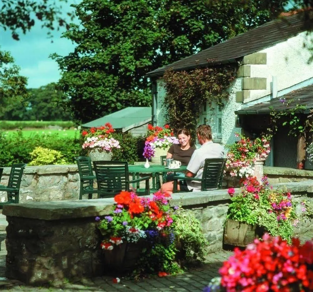 Hotel Whoop Hall And Leisure 3*