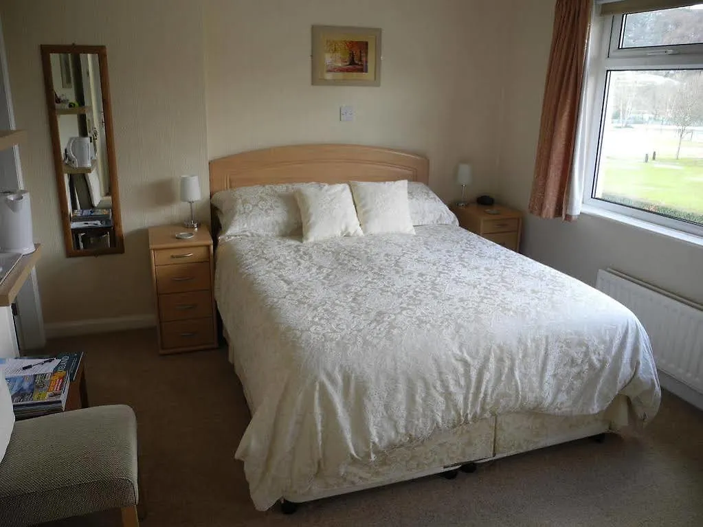 Bed and Breakfast Ambleside Lodge 4*