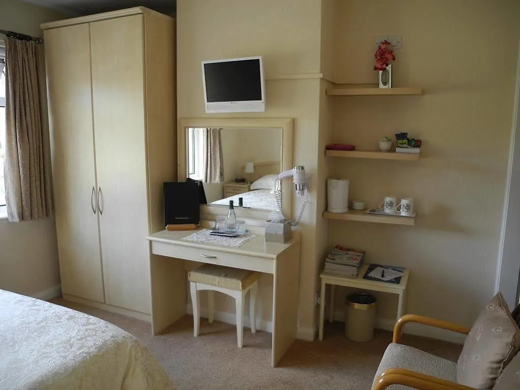 Ambleside Lodge Bed and Breakfast 4*