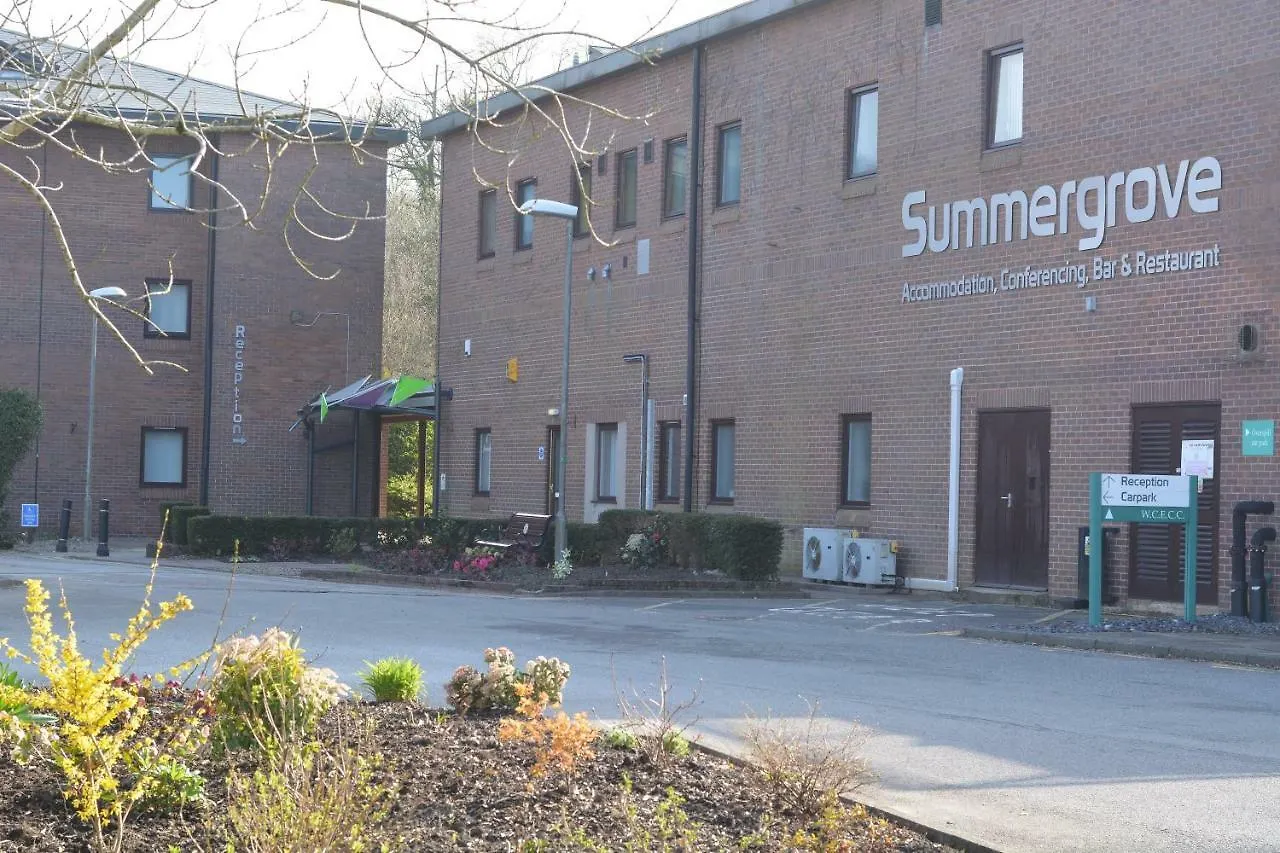 Summergrove Halls 3*