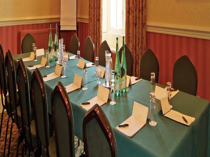Hotel Roundthorn & Luxury