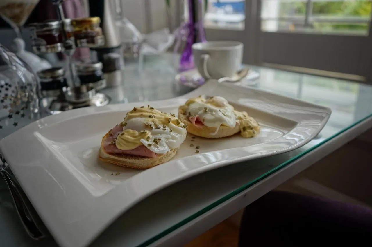Bed & Breakfast Cartref