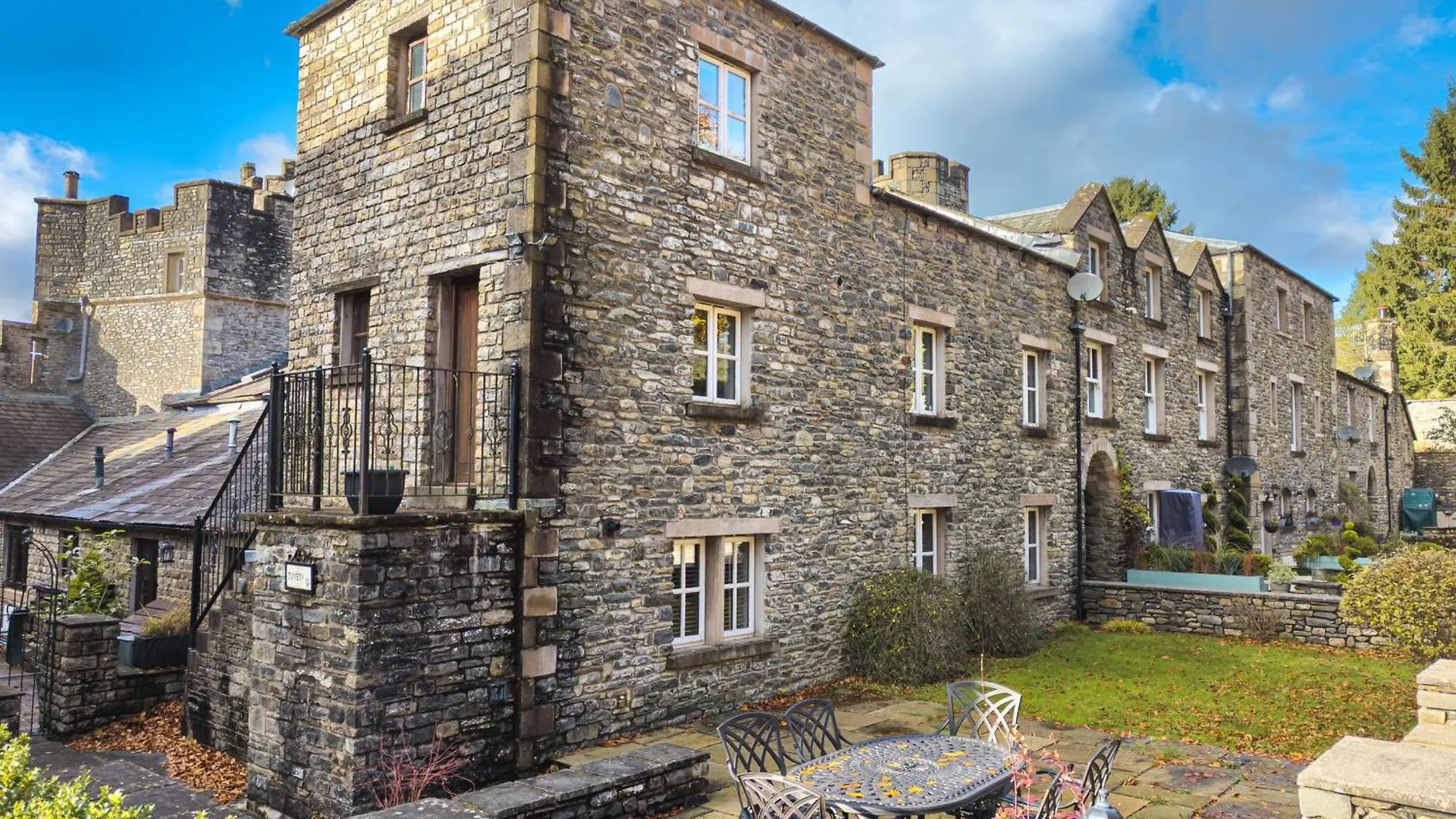 Holiday home The Dovery At Ingmire Hall - In The Stately Grounds *
