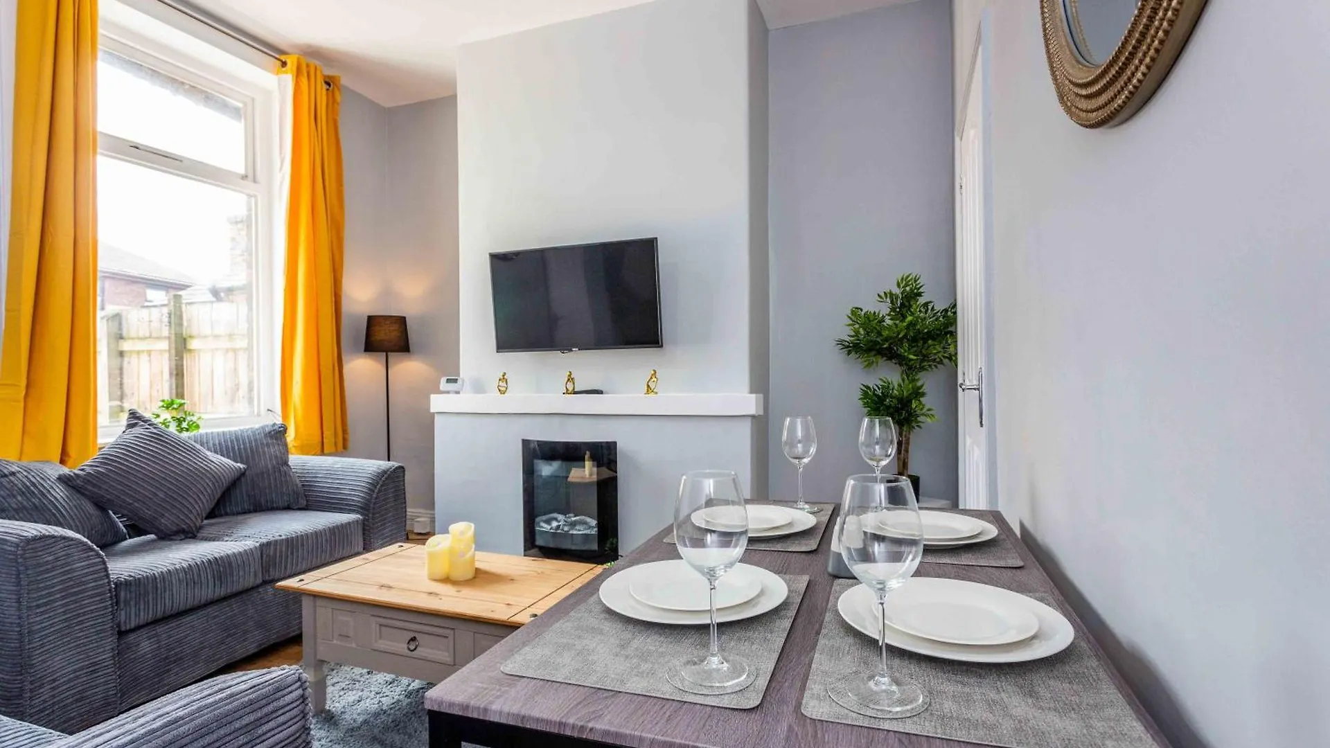 Spectacular House With Patio In Carlisle Apartment *