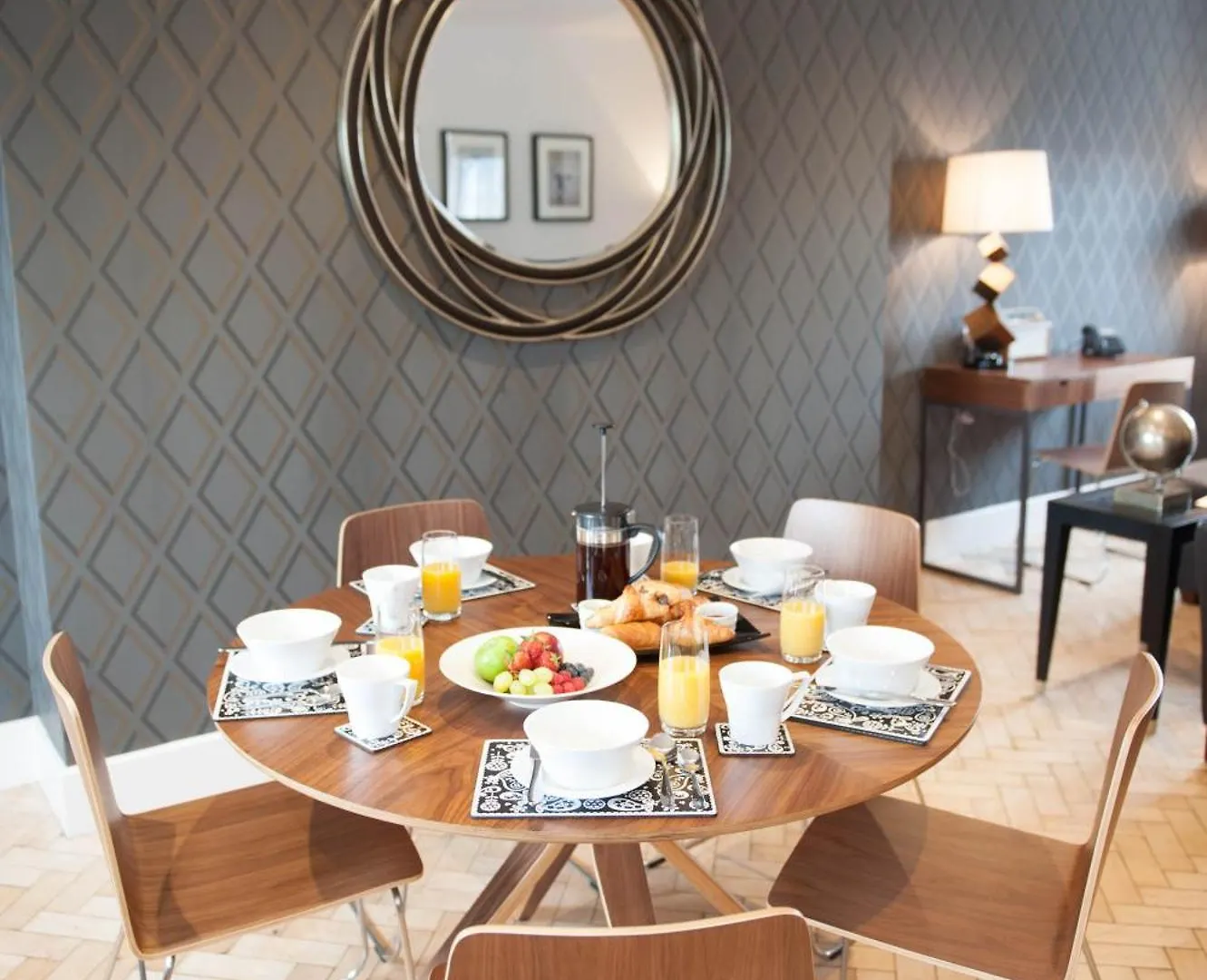 The Halston Carlisle 3*