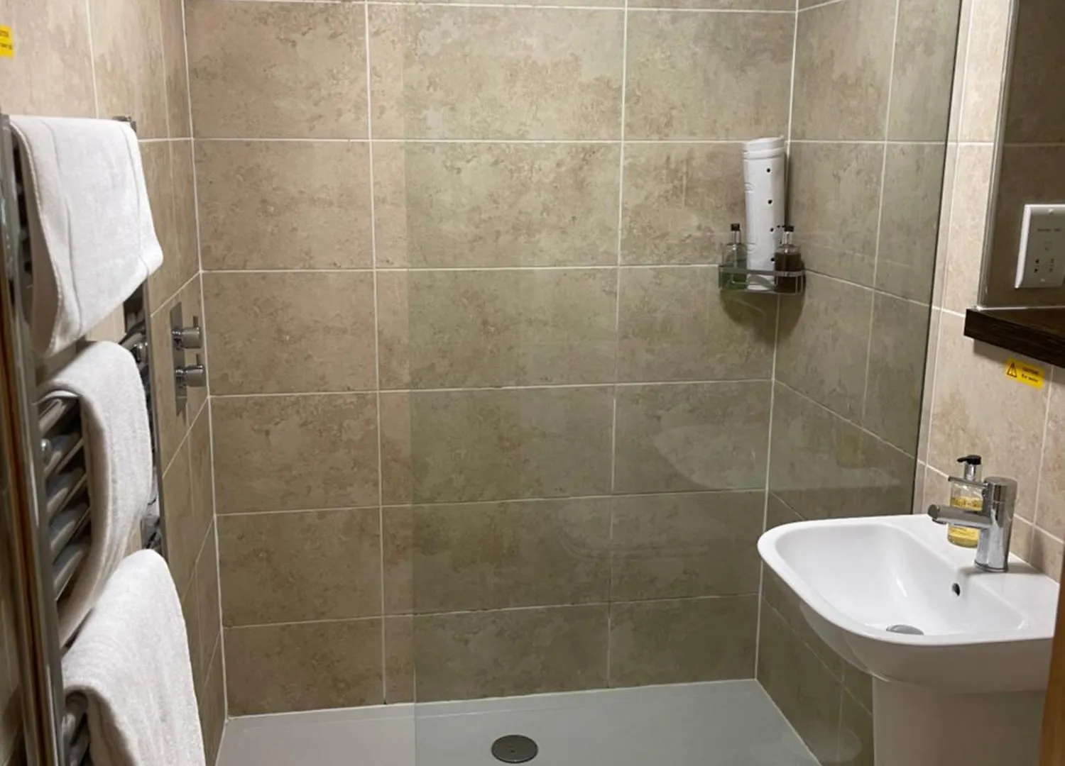 Hotel The Chetwynde - Self Check In Hmo Barrow-in-Furness
