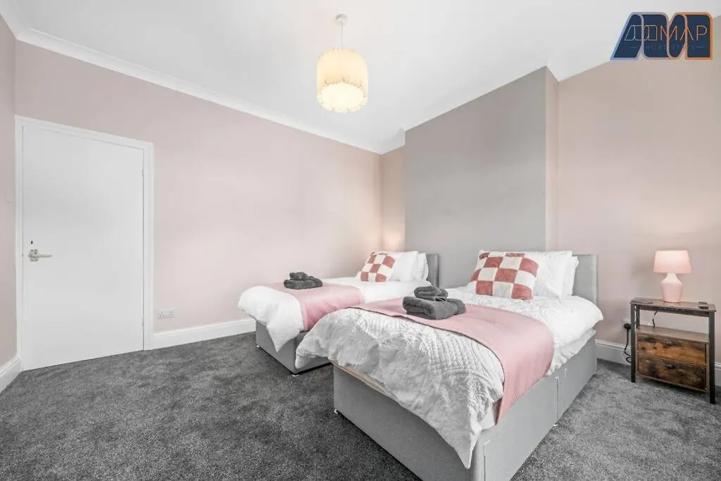 Carlisle 3bed Sleeps 6 *