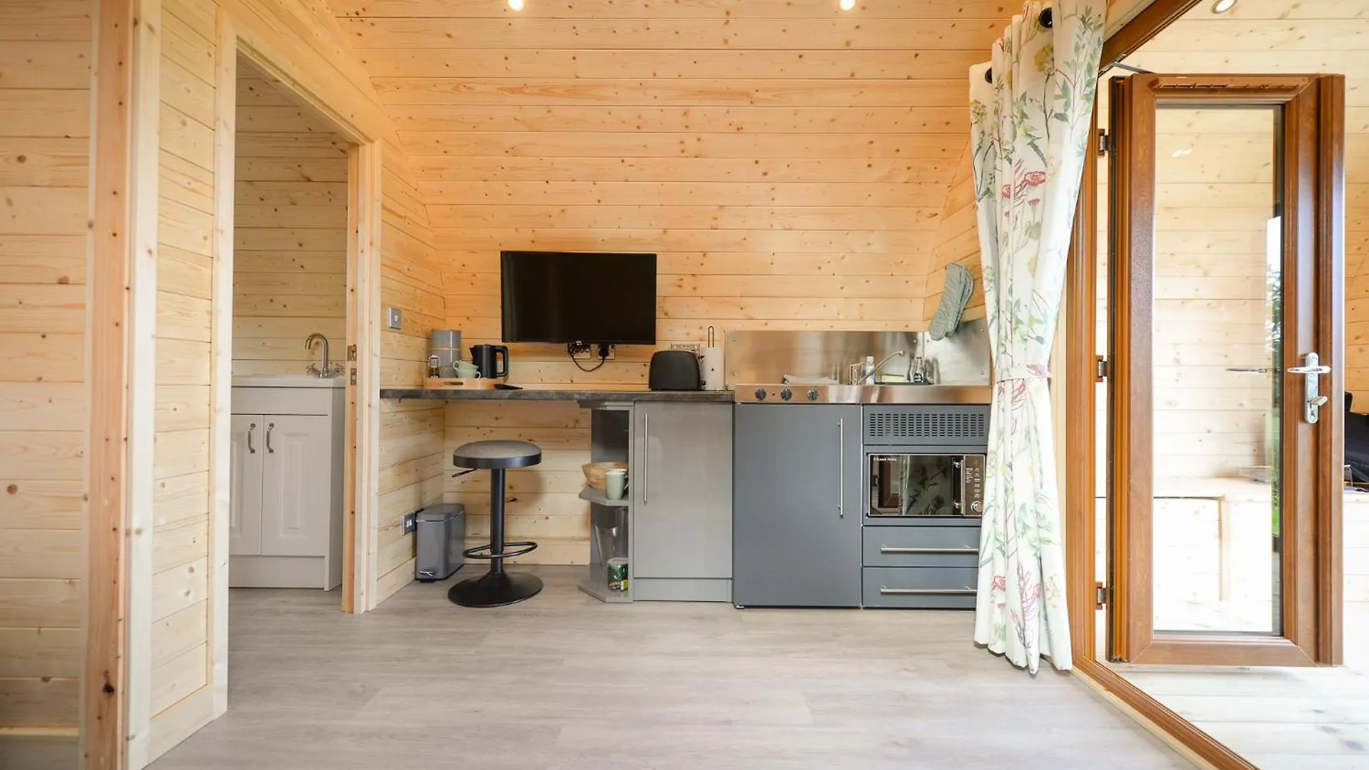 Luxury Glamping Pod - Garthside Campsite *