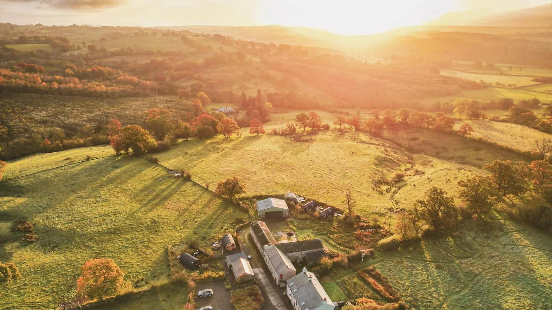 Campsite Luxury Glamping Pod - Garthside