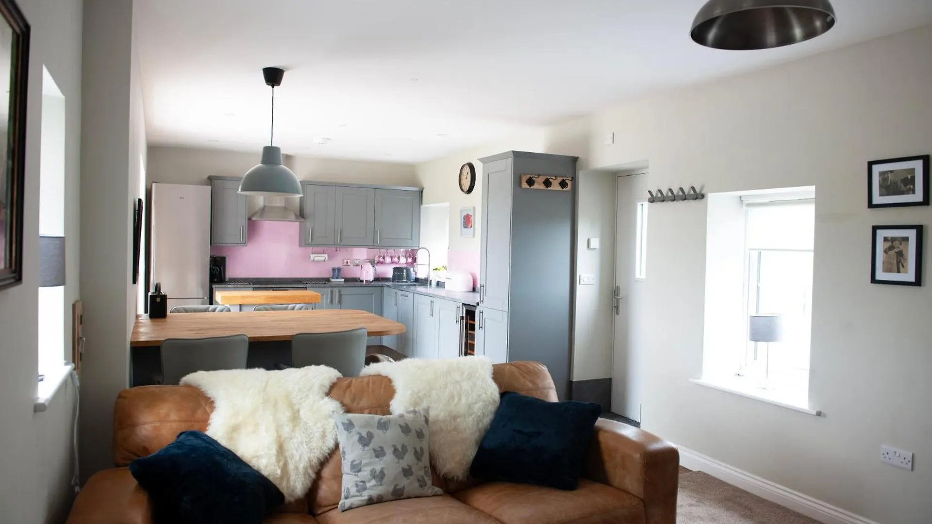 Relaxing Pet Friendly Rural Retreat סדברג