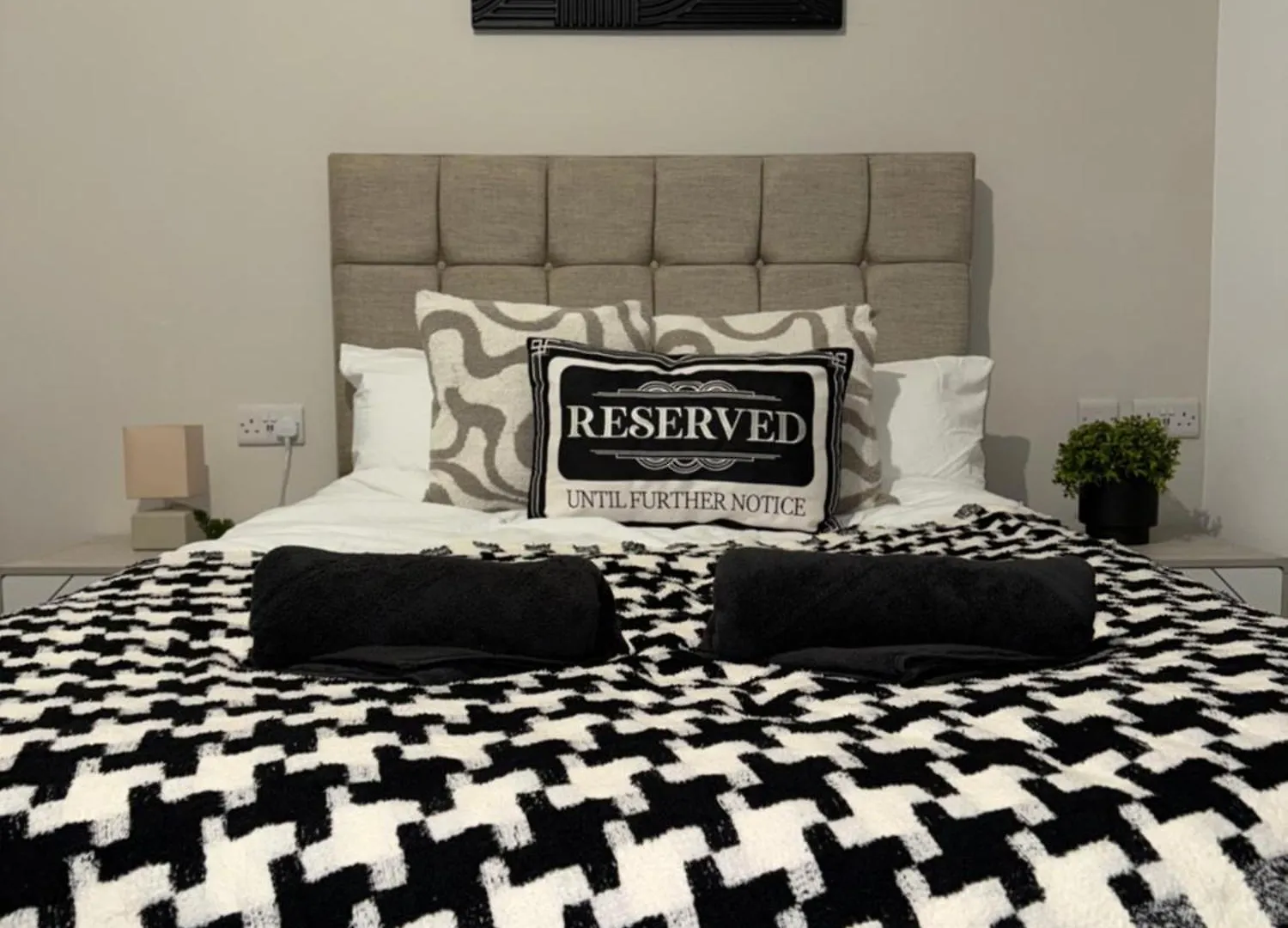 Warwick Spaces Aparthotel