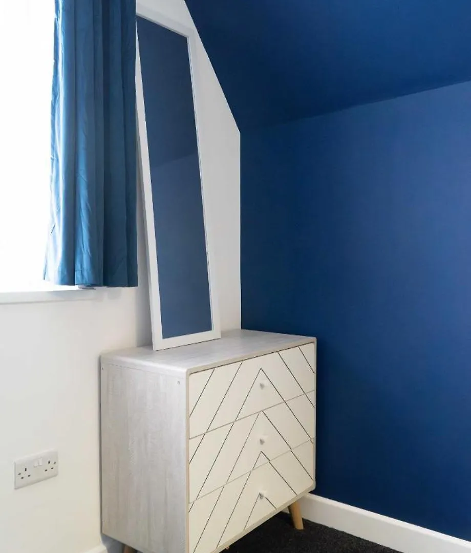 Warwick Spaces Aparthotel