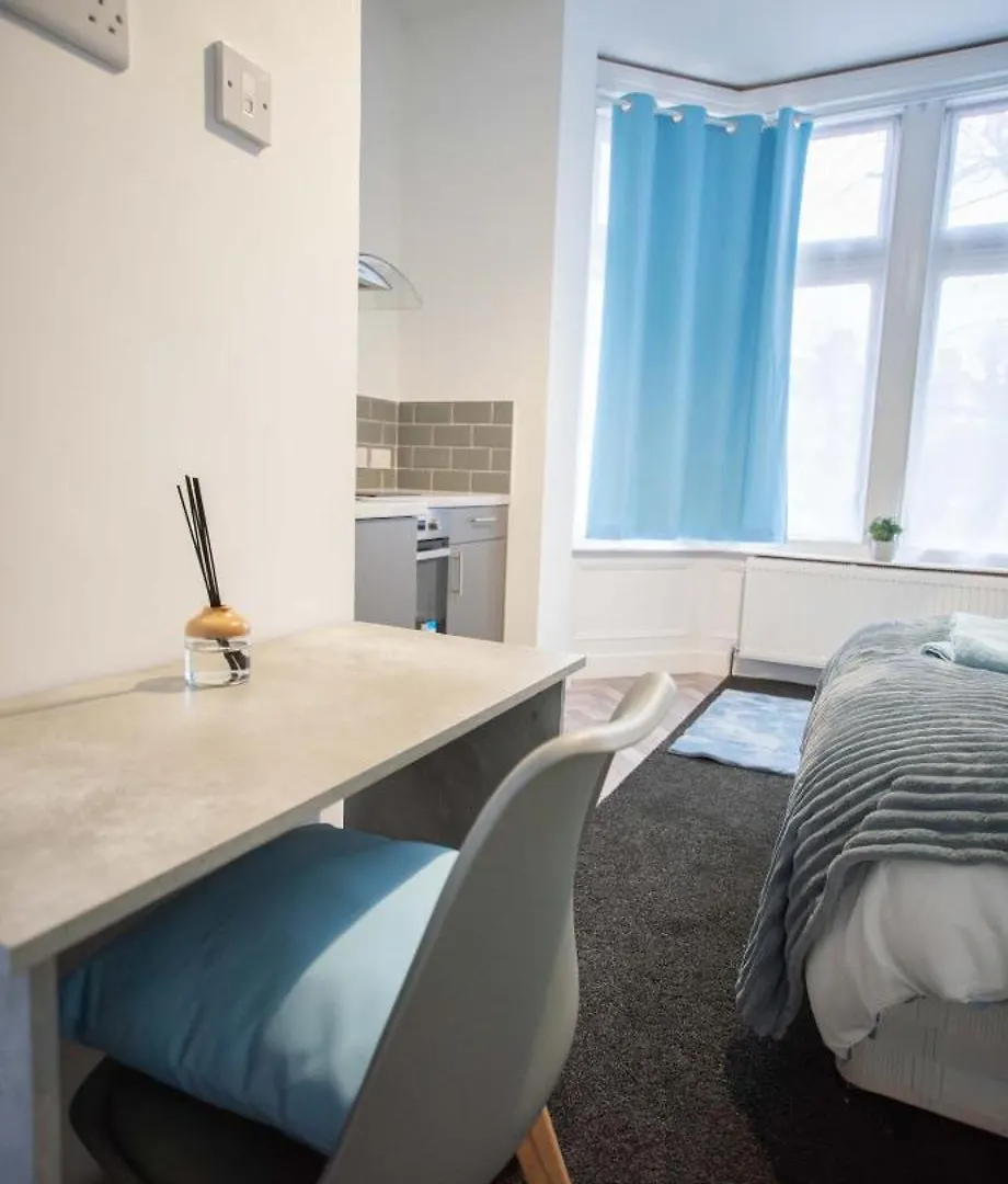 Warwick Spaces Aparthotel *