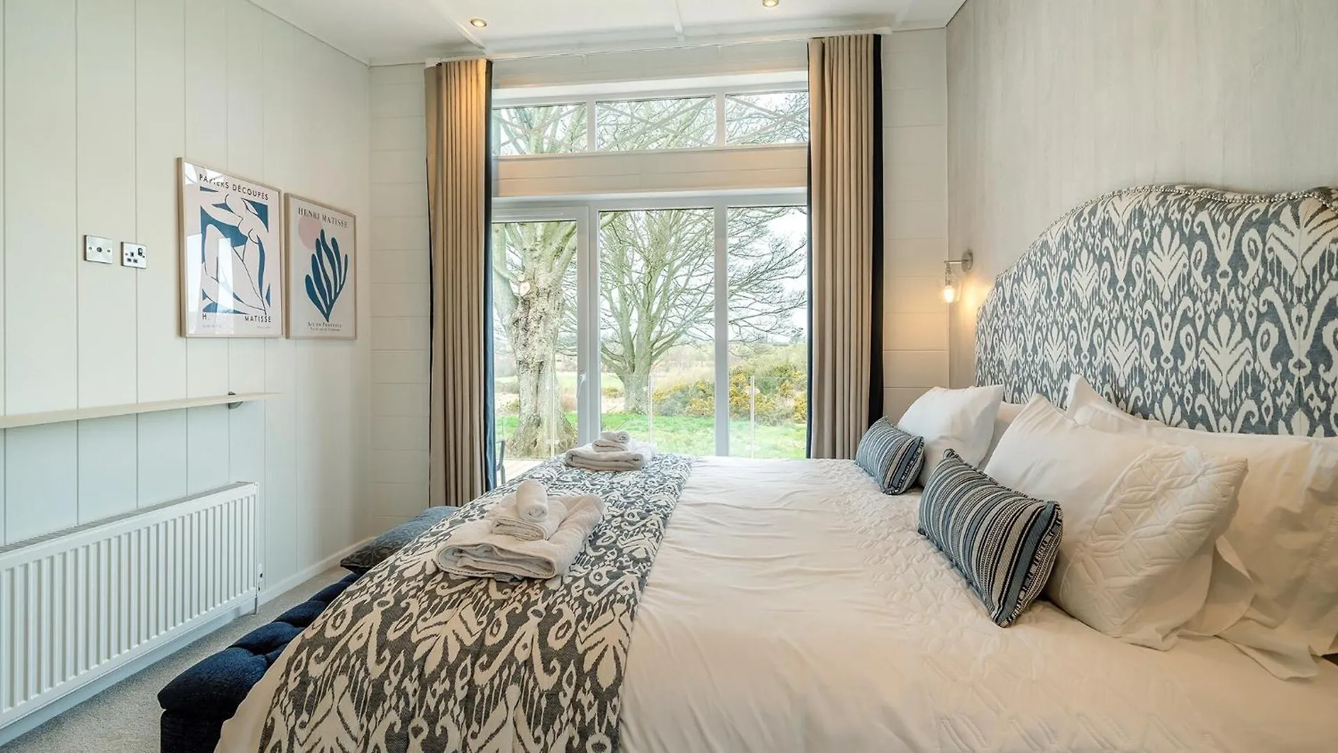 Eden Retreat *