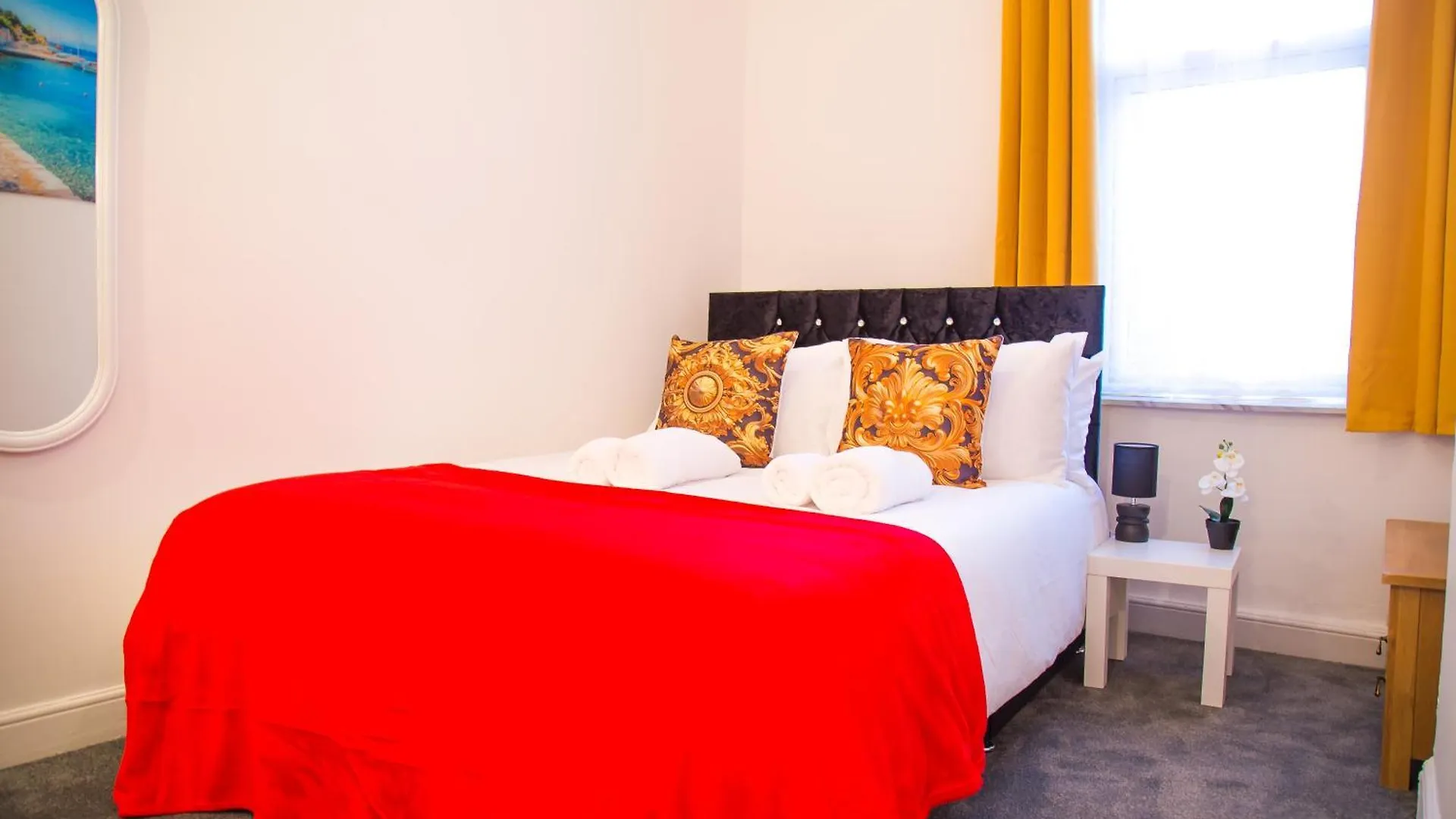 Lucky 15 - Ideal For Trade & Family - 2 Bedrooms - 2 Beds - Max 4 Guests - Close To Bae, Docks, District, Beaches Nyaraló *