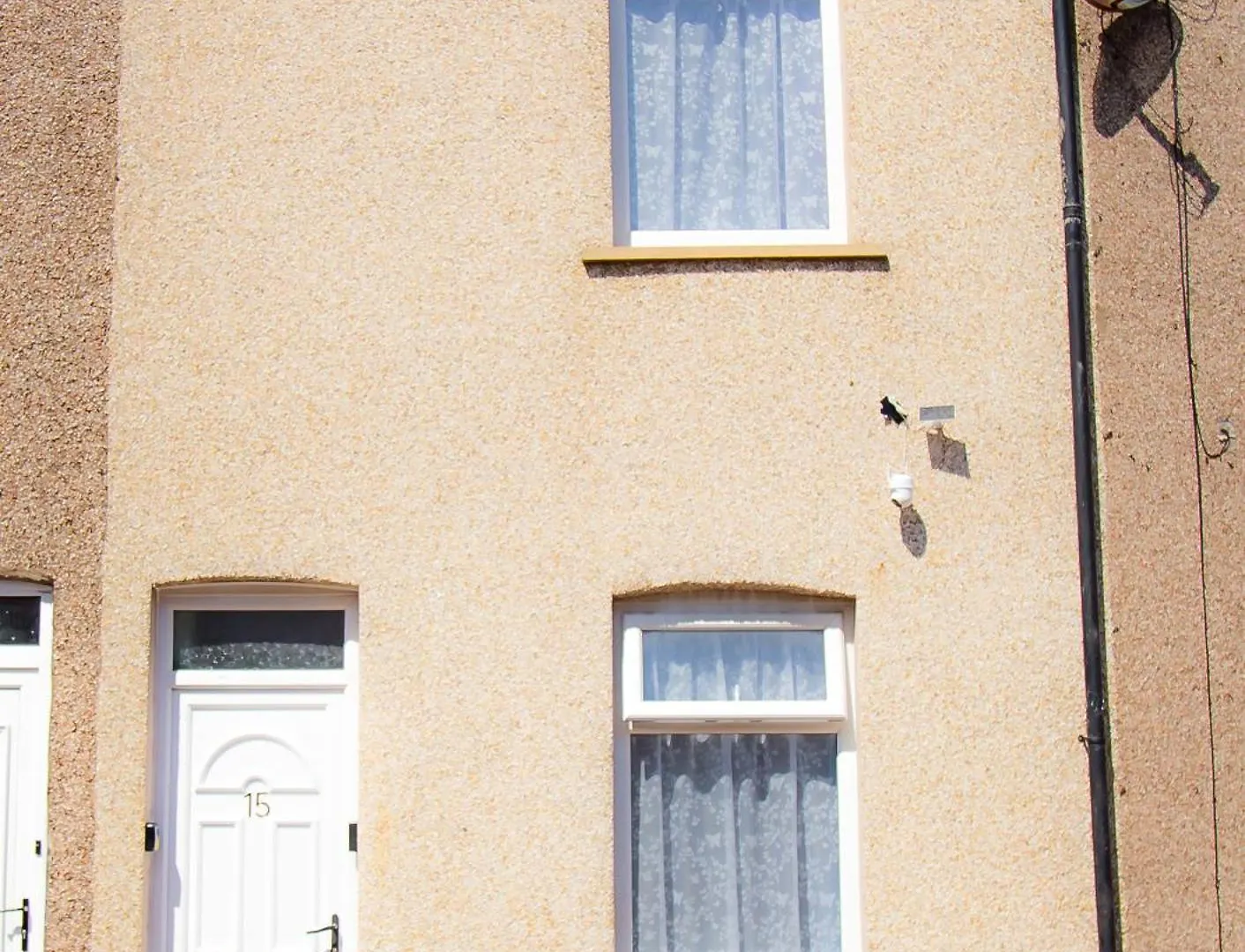 Lucky 15 - Ideal For Trade & Family - 2 Bedrooms - 2 Beds - Max 4 Guests - Close To Bae, Docks, District, Beaches