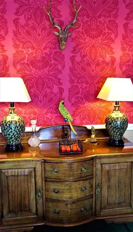 Warwick Guest house
