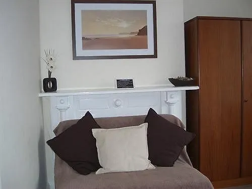 Warwick Guest house