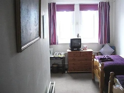 Guest house Warwick 3*
