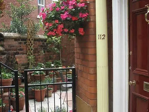 Guest house Warwick 3*
