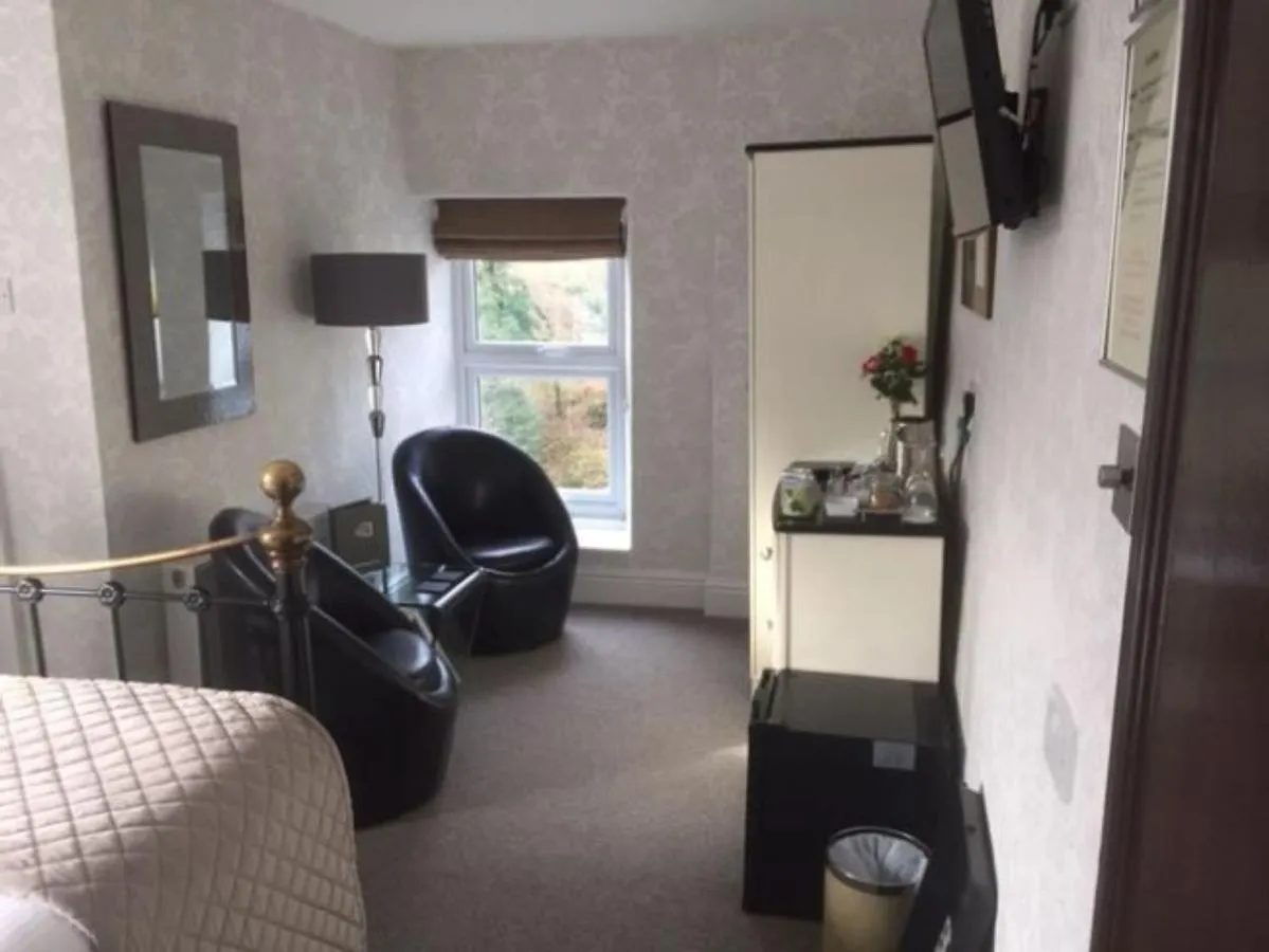 Glenville House - Adults Only - Incl Free Off-site Health Club With Swimming Pool, Hot Tub, Sauna & Steam