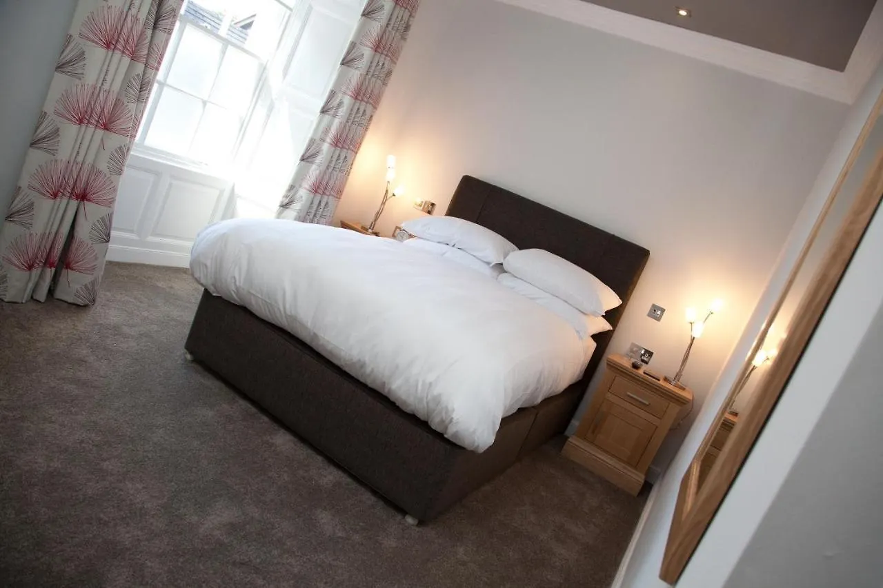 The At Brough Estalagem 5*