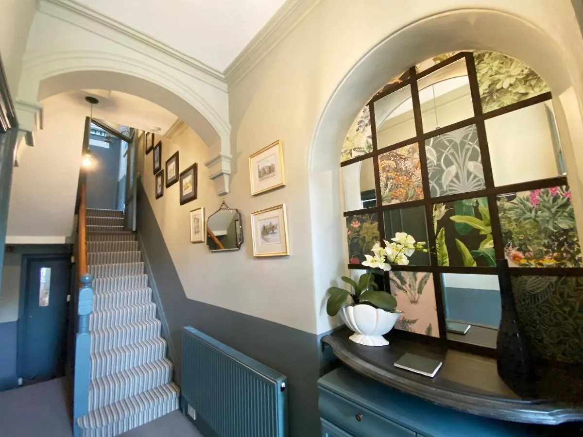 Guest house Sundial Kendal