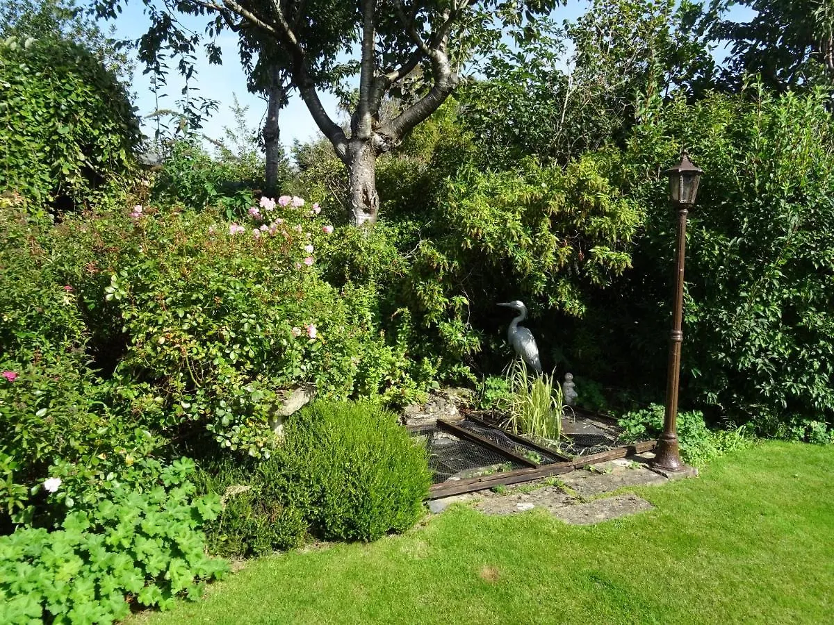 Holiday home Kents Bank - Pet Friendly With Bay Views