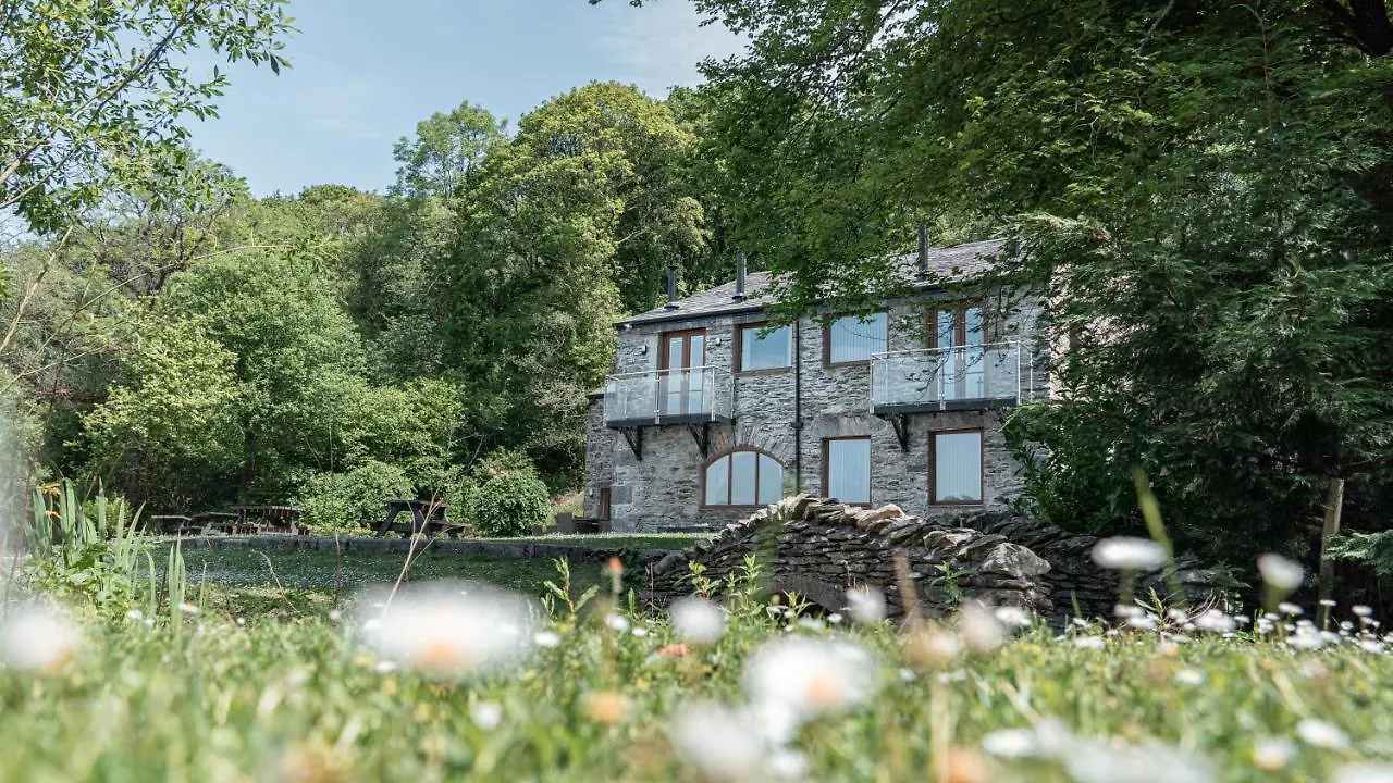 Hill Of Oaks Windermere