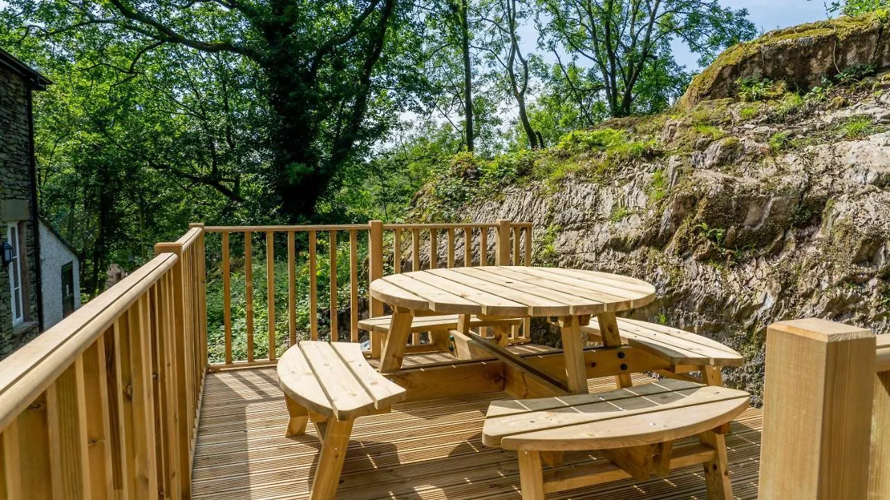 Κάμπινγκ Hill Of Oaks 5*