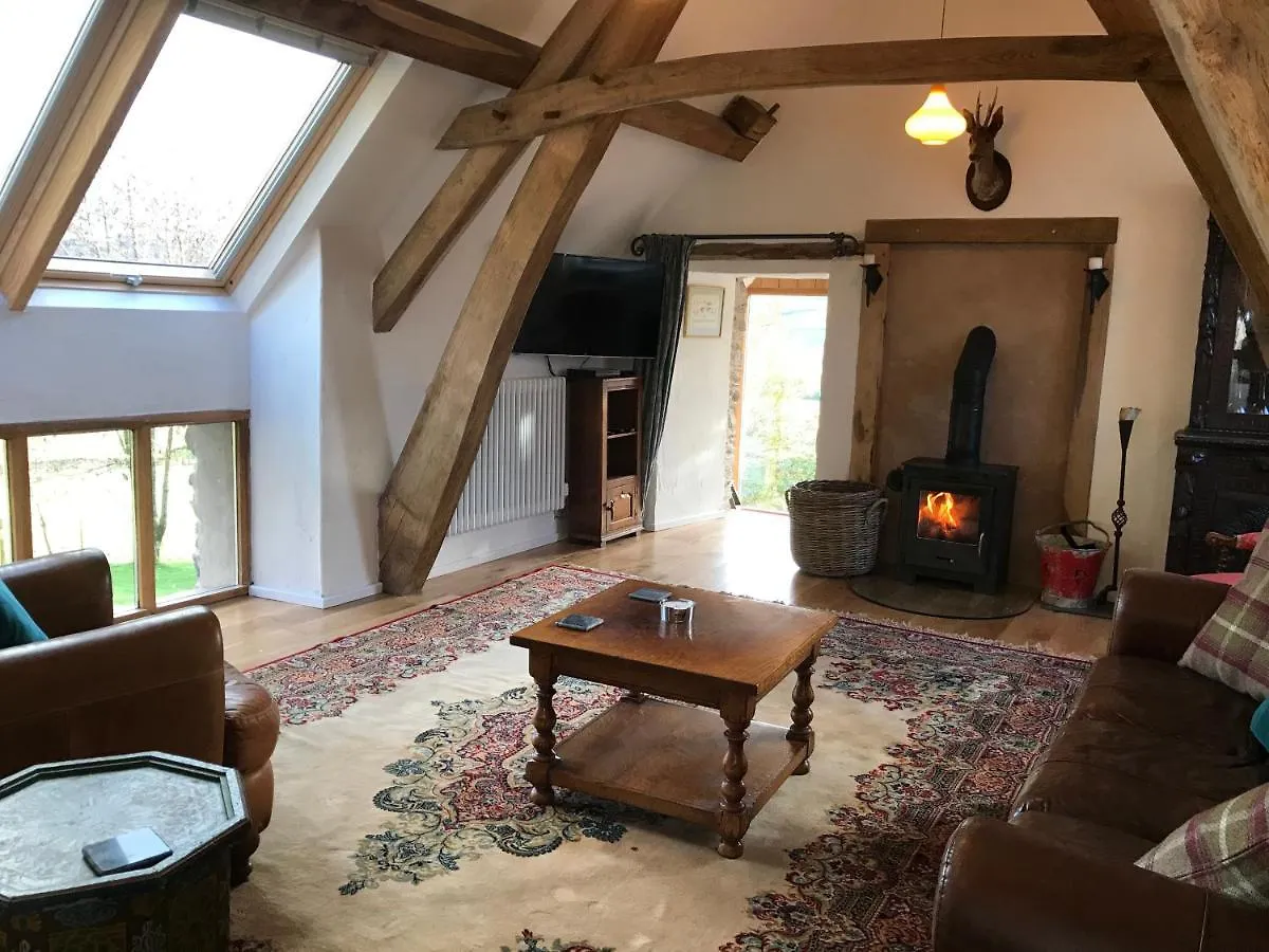 بيت للعطل The Farm And Duddon View Barn
