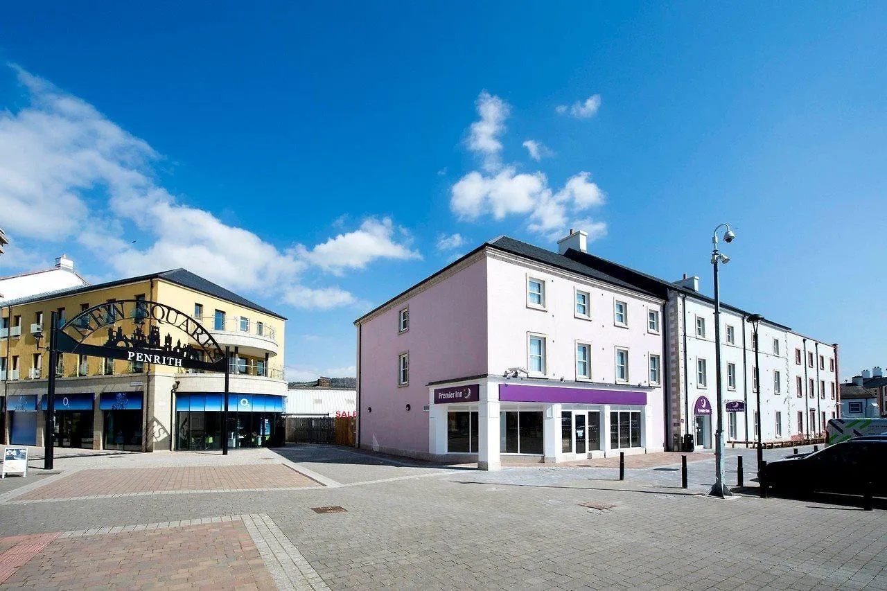 Premier Hotel 3*