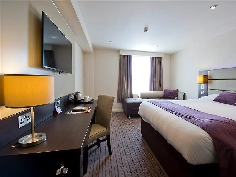 Premier Hotel 3*