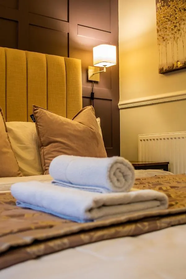 Abbey Court 2*