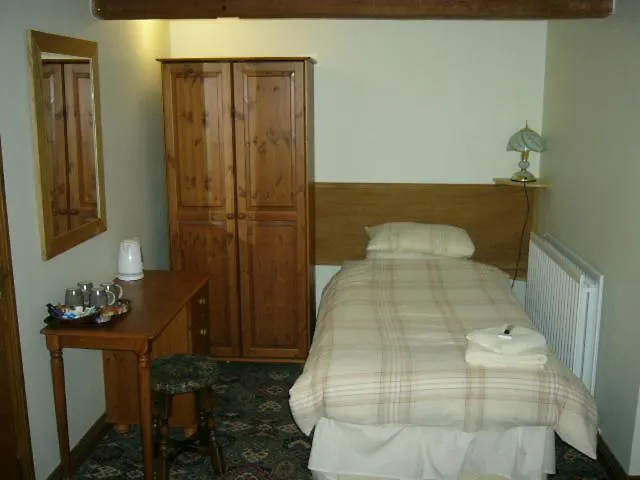 Hall Hotel