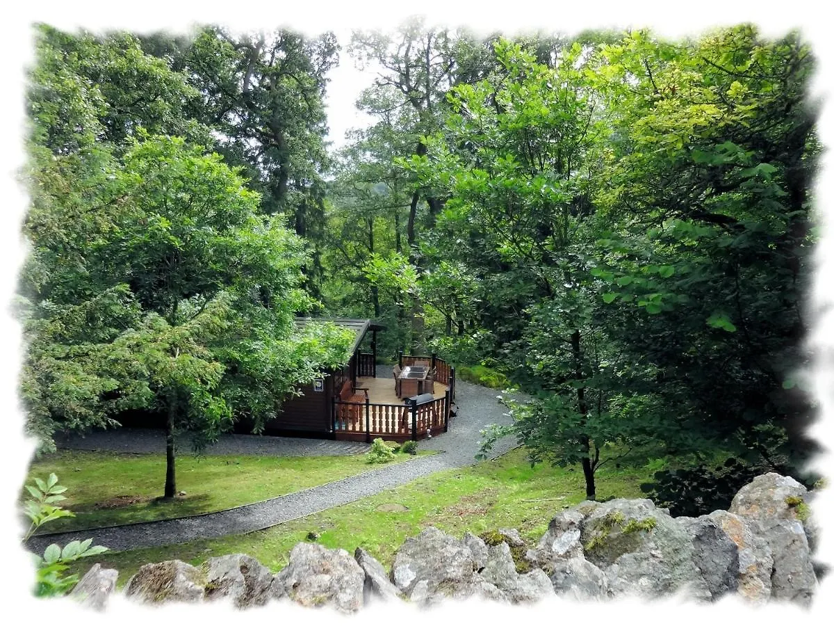 Blelham Tarn Rustic In Tranquil Woodland Holiday home Ambleside