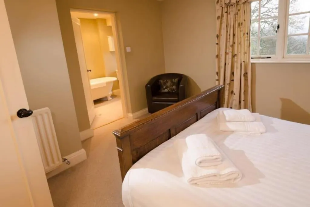 The Eltermere Old Barn, Holiday home *