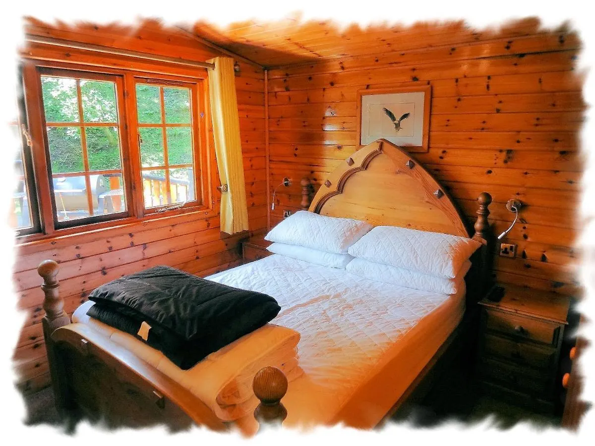 Blelham Tarn Rustic In Tranquil Woodland Holiday home Ambleside