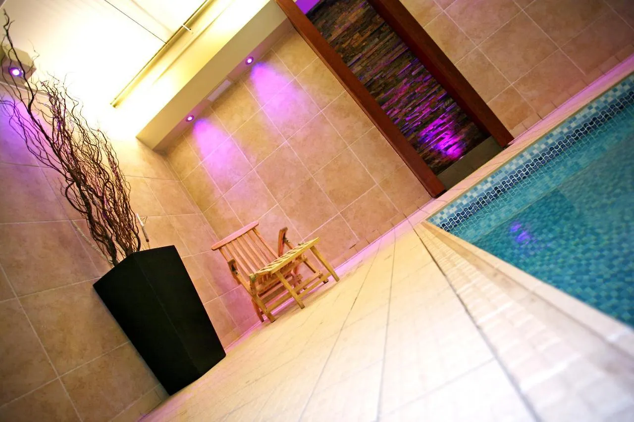 Castle In Kendal, Bw Premier Collection 4*