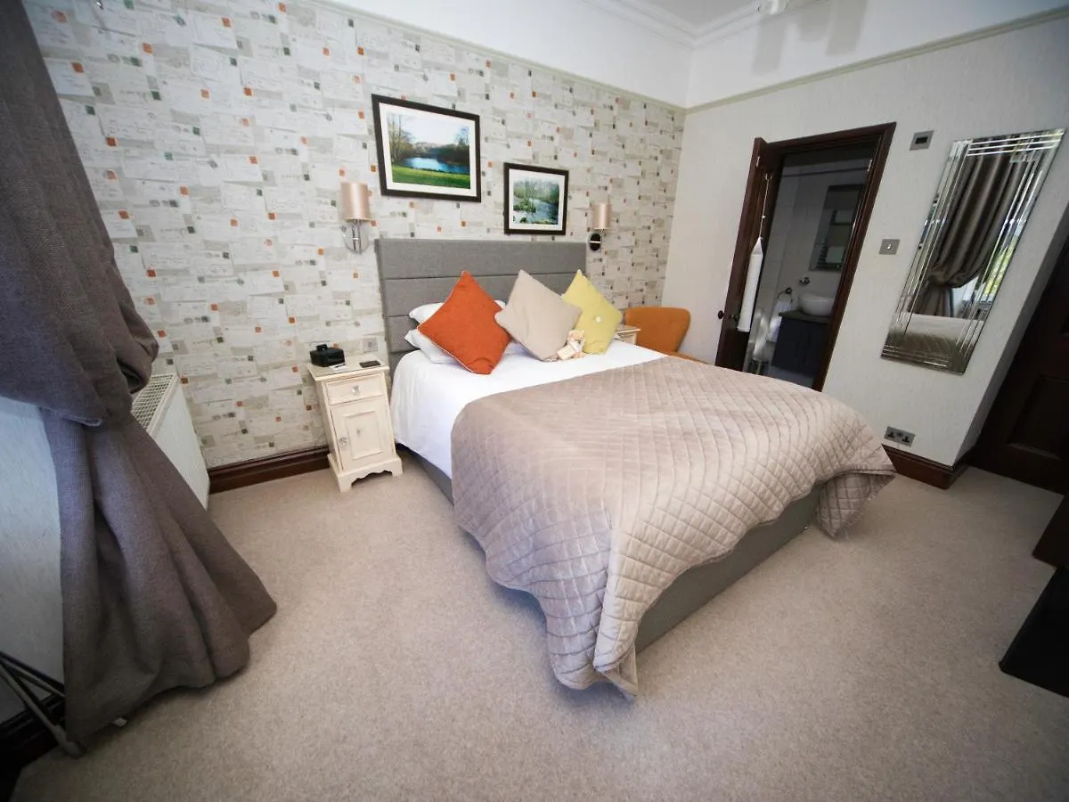 Gasthof Glenville House - Adults Only - Incl Free Off-site Health Club With Swimming Pool, Hot Tub, Sauna & Steam