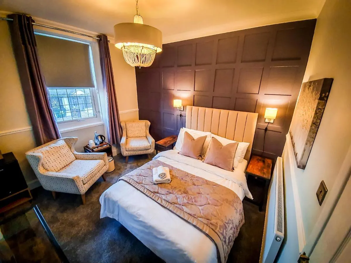 Abbey Court 2*