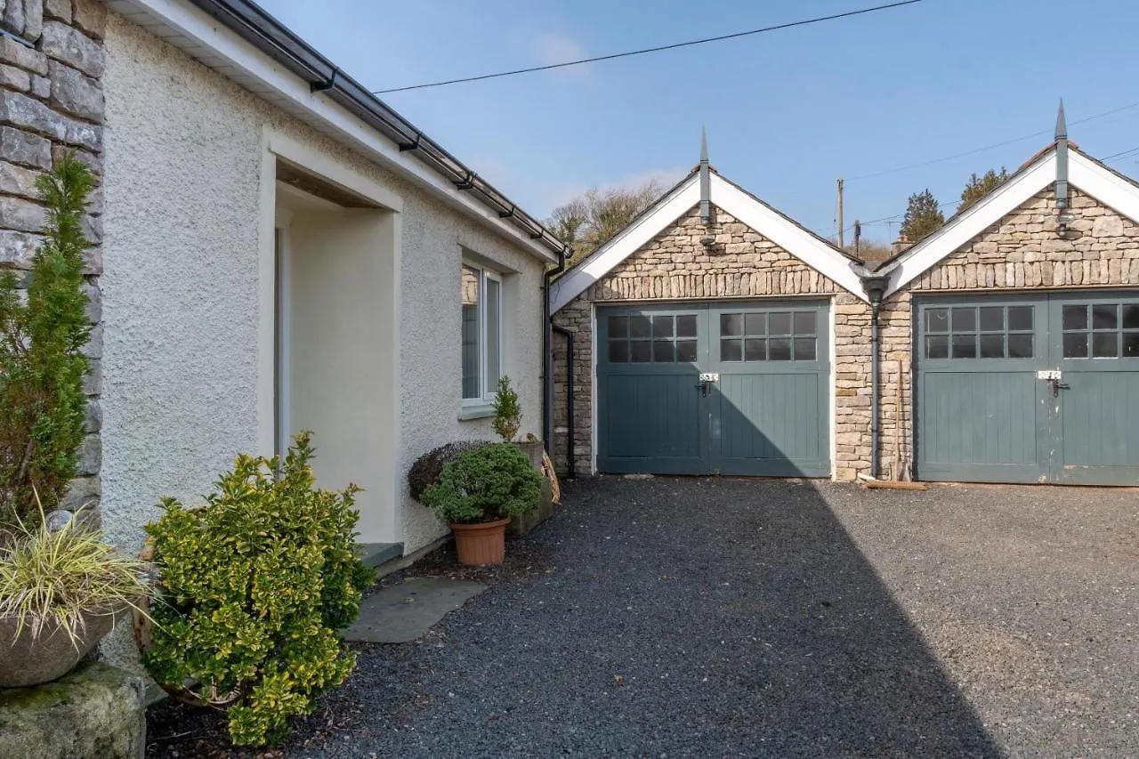Two Acres Holiday home