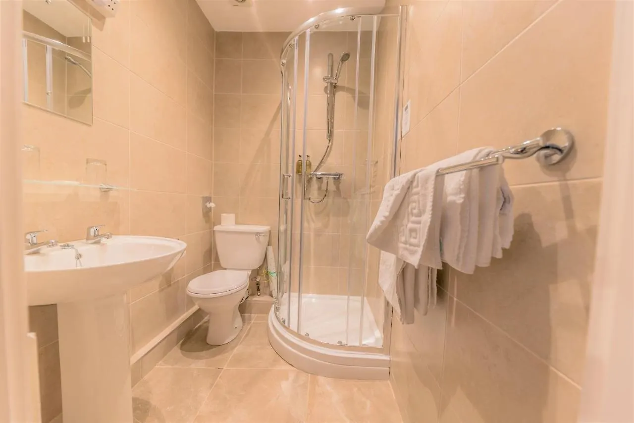 The Old Ginn House 4* Great Clifton