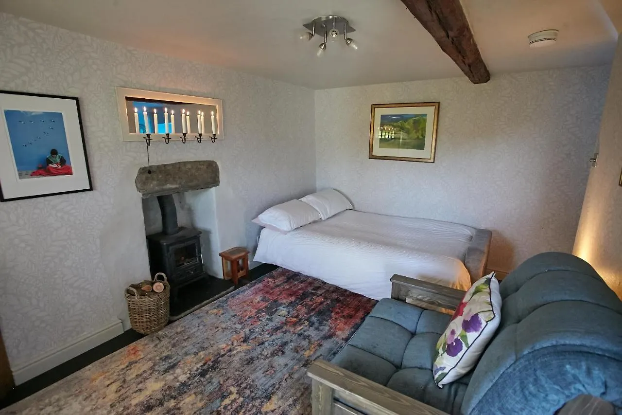 Bed & Breakfast The Blue House 2*